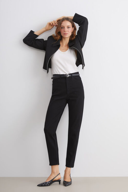 Mom Fit Women’s Belted Jean Pants
