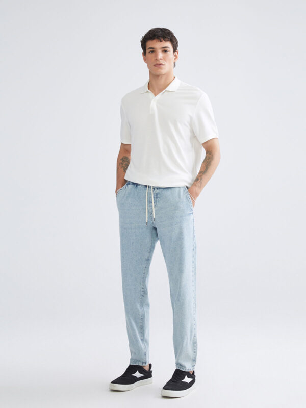 jeans 700 straight fit product image